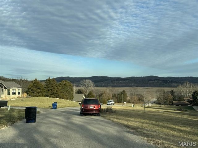 205 TBB Pleasant Valley Estates Drive, Eureka, MO 63025