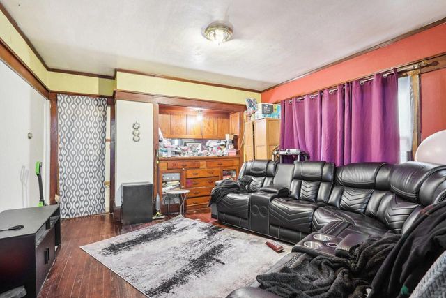 3068 N 34th STREET, Milwaukee, WI 53210