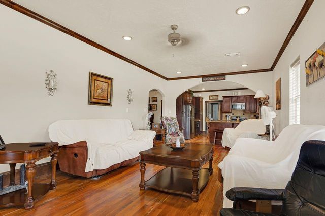 4102 Erie Street, Houston, TX 77087