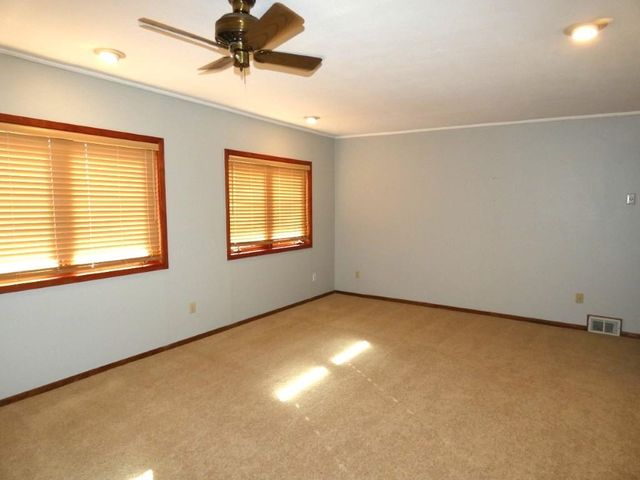 15709 S Cheney Spokane Rd, Cheney, WA 99004