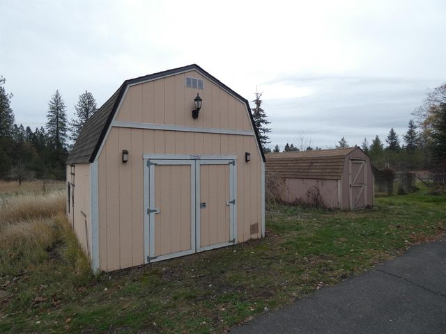 15709 S Cheney Spokane Rd, Cheney, WA 99004