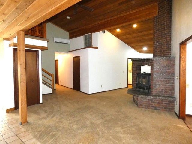 15709 S Cheney Spokane Rd, Cheney, WA 99004