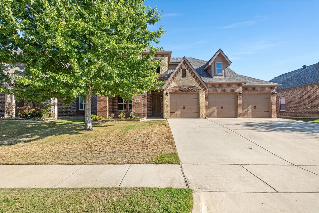 288 Hilltop Drive, Justin, TX 76247 — photo 4