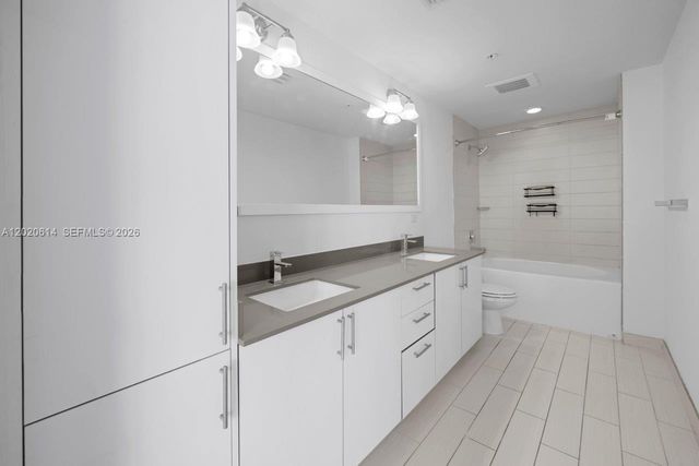 999 SW 1st Ave 2911, Miami, FL 33130
