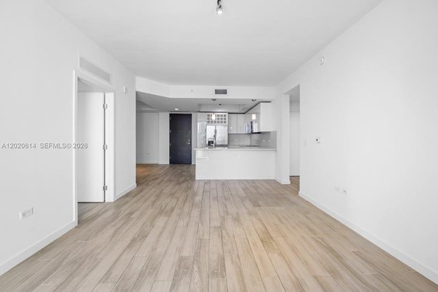 999 SW 1st Ave 2911, Miami, FL 33130
