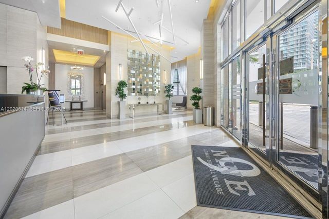 999 SW 1st Ave 2911, Miami, FL 33130