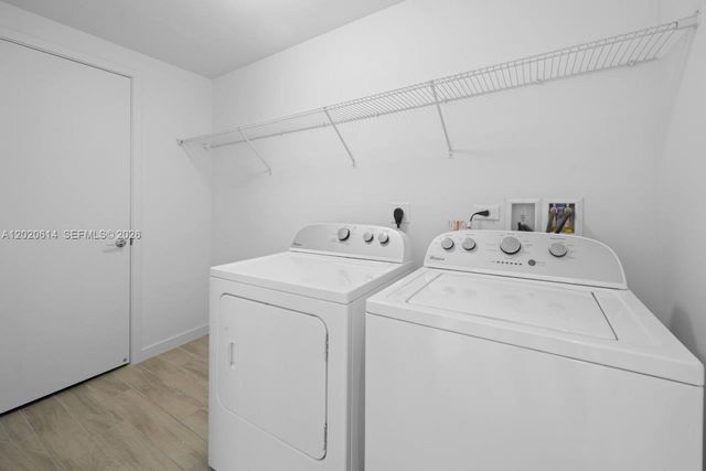 999 SW 1st Ave 2911, Miami, FL 33130