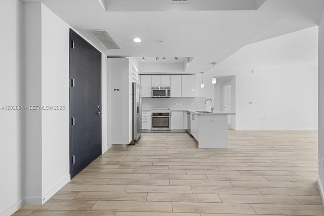 999 SW 1st Ave 2911, Miami, FL 33130