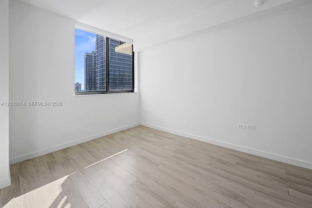 999 SW 1st Ave 2911, Miami, FL 33130