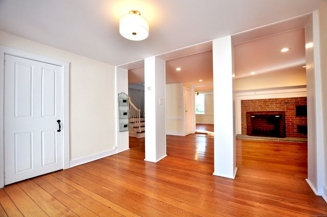 11 West Chestnut Hill Road, Litchfield, CT 06759