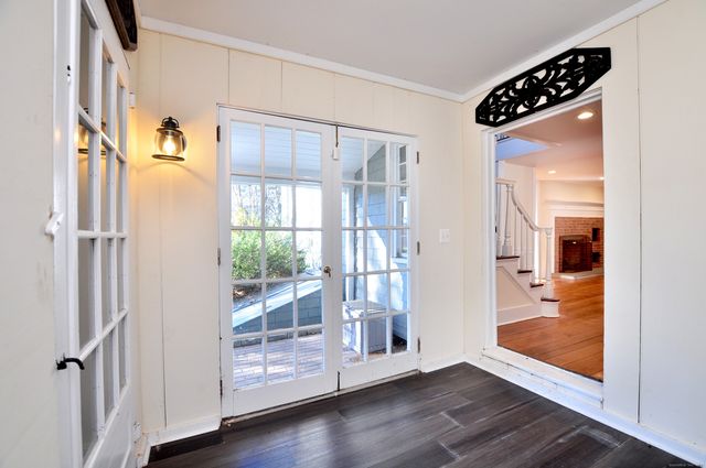 11 West Chestnut Hill Road, Litchfield, CT 06759