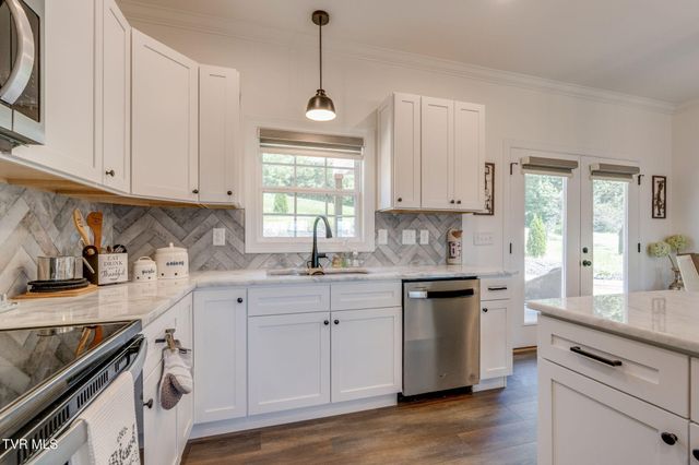 209 Semore Drive, Jonesborough, TN 37659