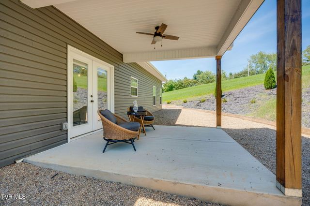 209 Semore Drive, Jonesborough, TN 37659