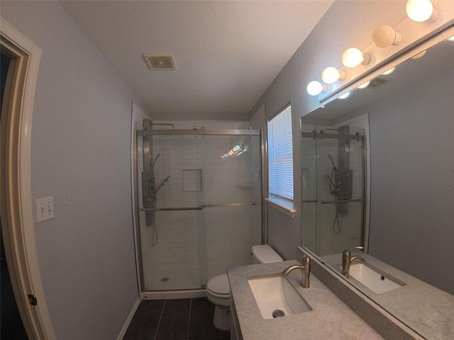 305 China CV, Elgin, TX 78621