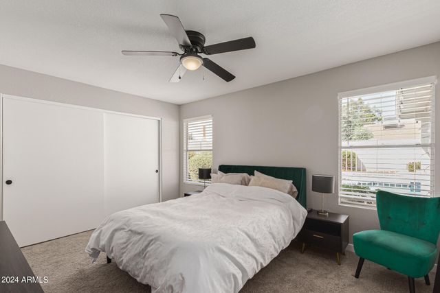 250 W UTOPIA Road, Phoenix, AZ 85027