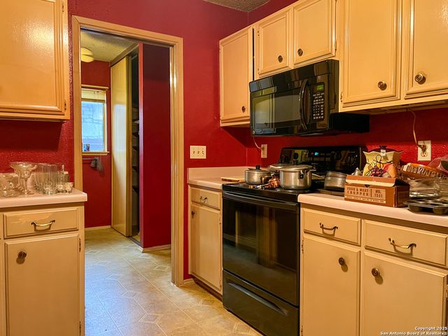 5422 El Tejano, San Antonio, TX 78233