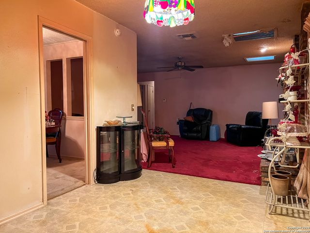5422 El Tejano, San Antonio, TX 78233
