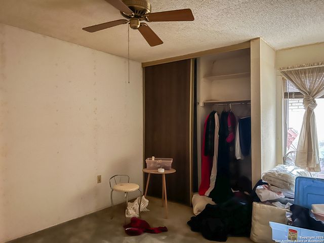 5422 El Tejano, San Antonio, TX 78233