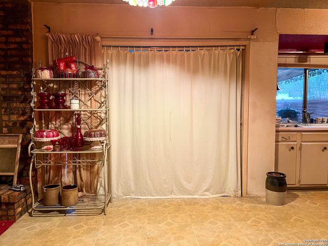 5422 El Tejano, San Antonio, TX 78233