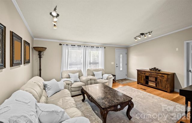 122 Julius Mac Road, Stanley, NC 28164