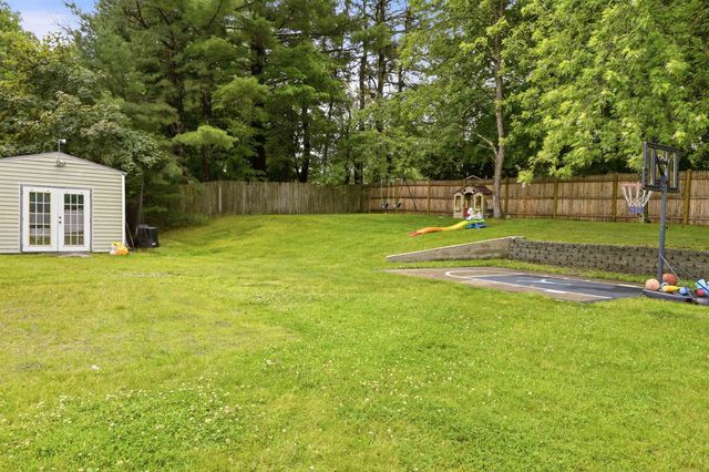 254 Greeley Street, Manchester, NH 03102
