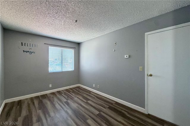 1381 East University Avenue 106, Las Vegas, NV 89119