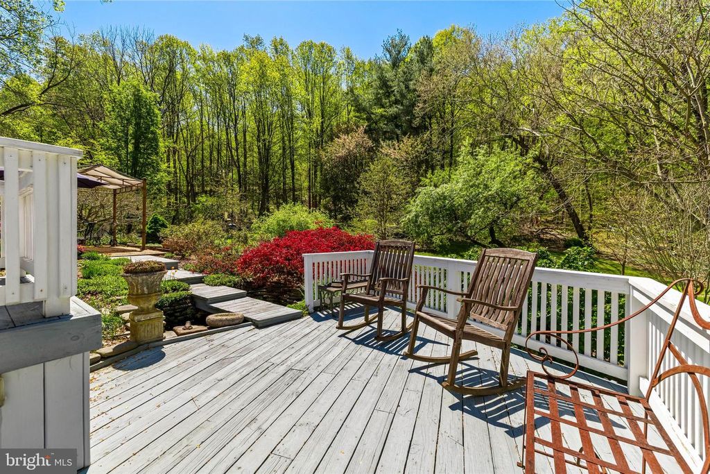 Image 112 of property listing at 13928 GREEN BRANCH DR, Phoenix, MD 21131