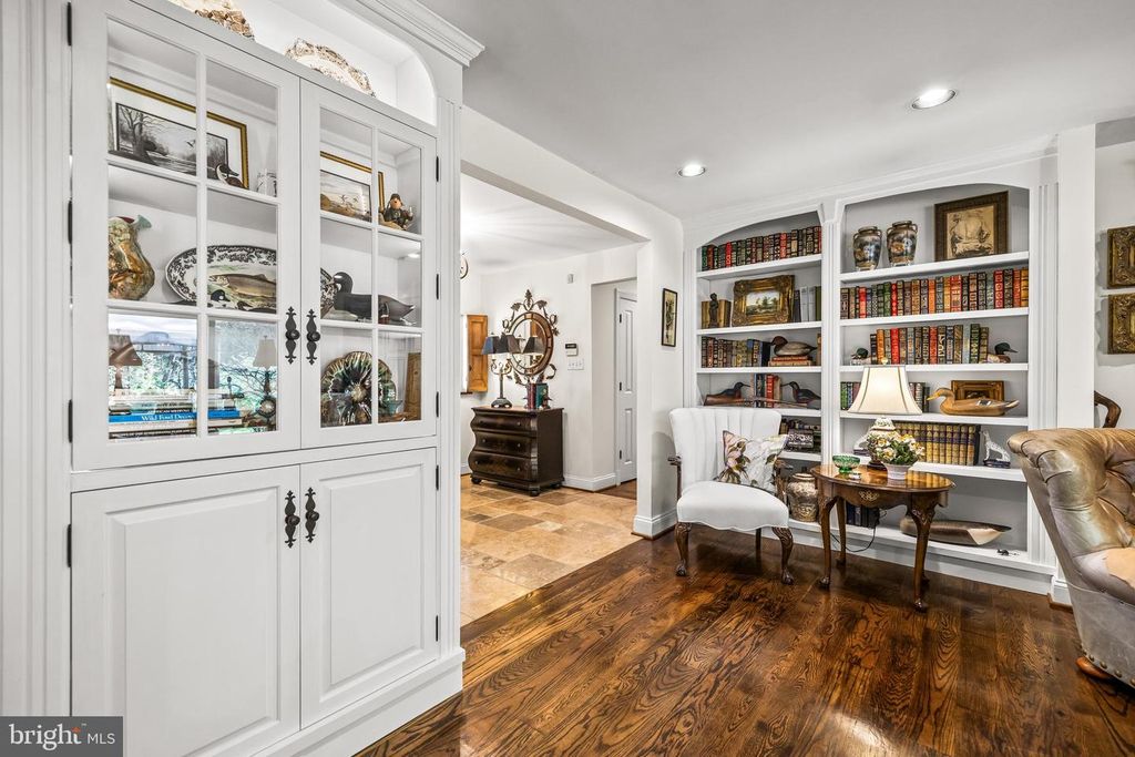 Image 18 of property listing at 13928 GREEN BRANCH DR, Phoenix, MD 21131