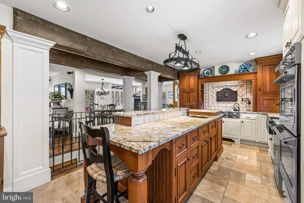 Image 28 of property listing at 13928 GREEN BRANCH DR, Phoenix, MD 21131