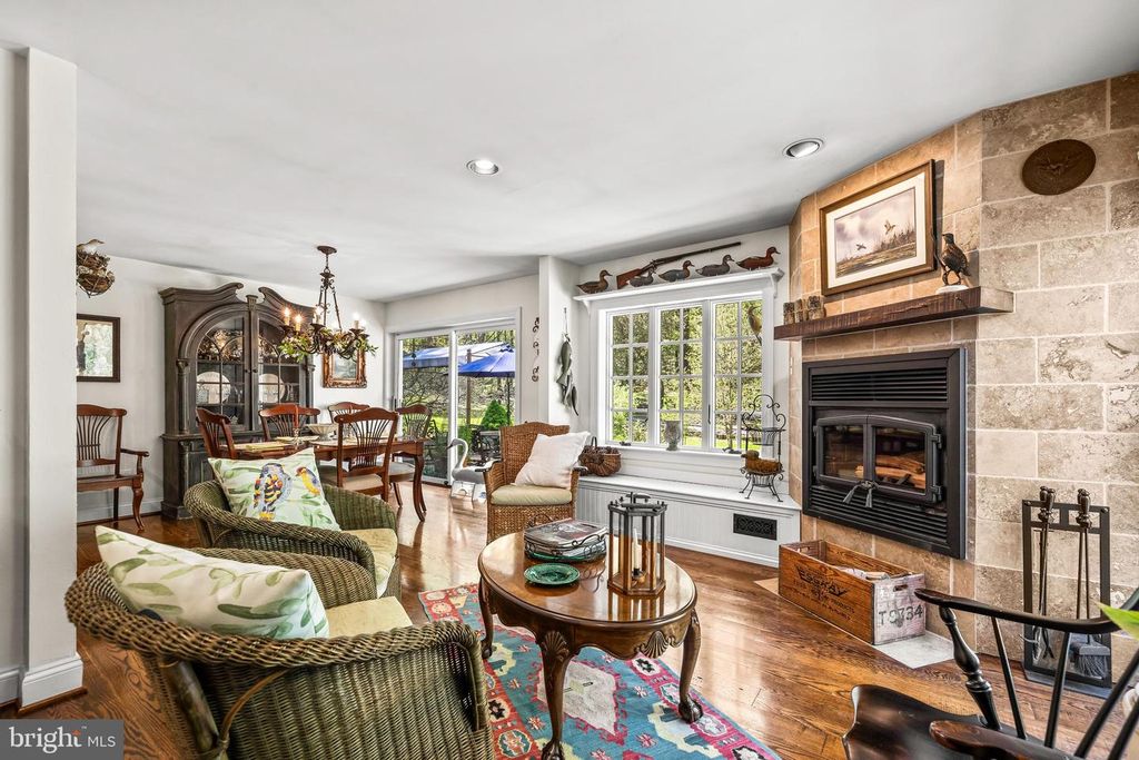 Image 47 of property listing at 13928 GREEN BRANCH DR, Phoenix, MD 21131