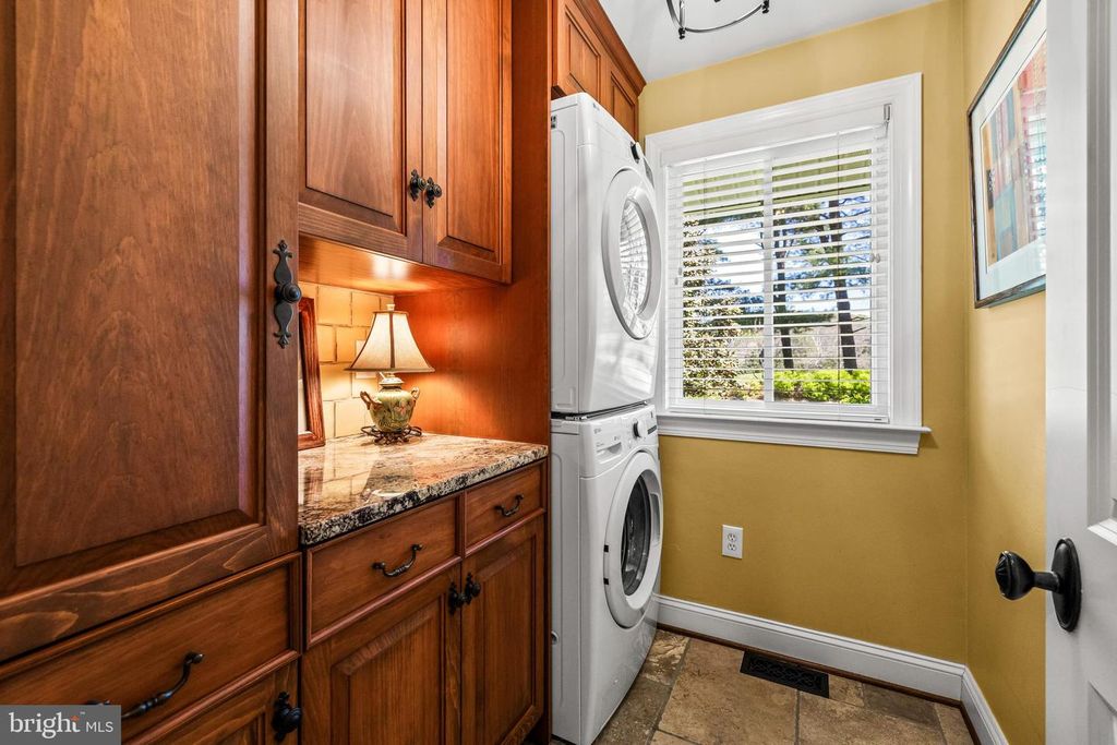 Image 53 of property listing at 13928 GREEN BRANCH DR, Phoenix, MD 21131