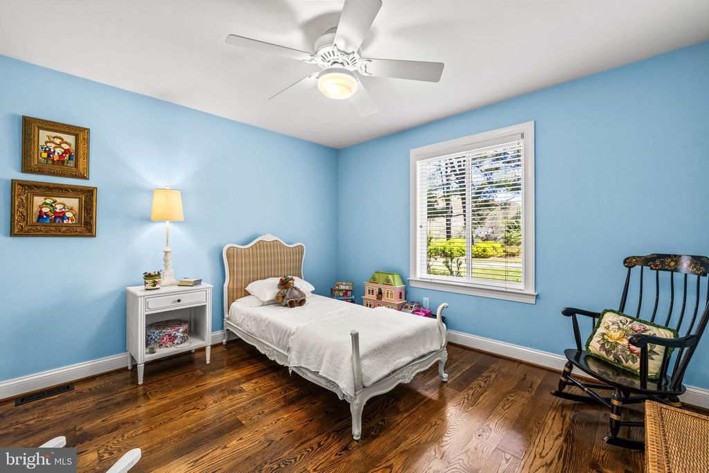 Image 55 of property listing at 13928 GREEN BRANCH DR, Phoenix, MD 21131