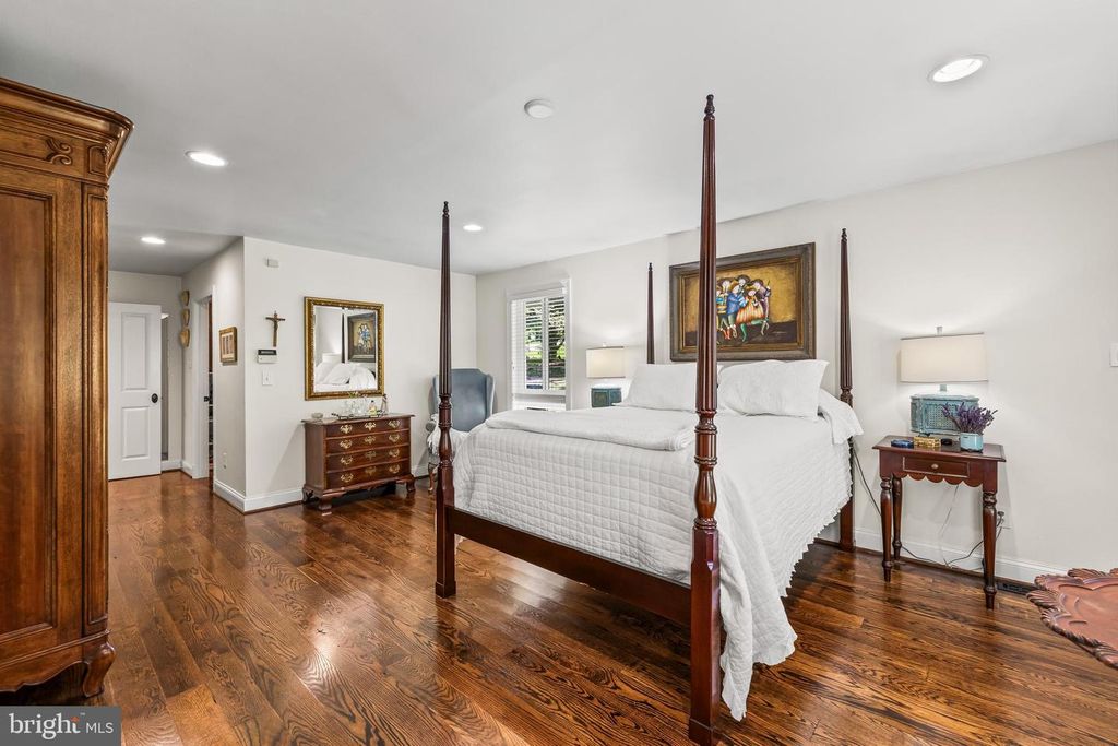 Image 64 of property listing at 13928 GREEN BRANCH DR, Phoenix, MD 21131