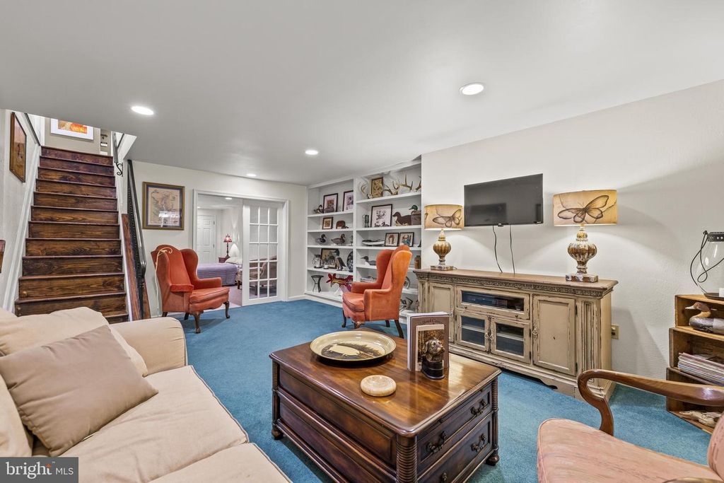 Image 74 of property listing at 13928 GREEN BRANCH DR, Phoenix, MD 21131