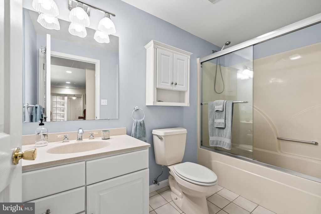 Image 75 of property listing at 13928 GREEN BRANCH DR, Phoenix, MD 21131