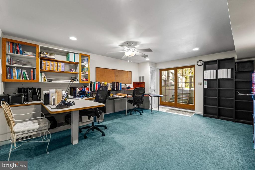 Image 79 of property listing at 13928 GREEN BRANCH DR, Phoenix, MD 21131