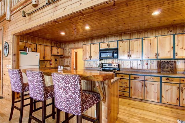 N132 Pine Place, Hatfield, WI 54754