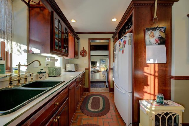 S16W32772 Highway 18, Delafield, WI 53018