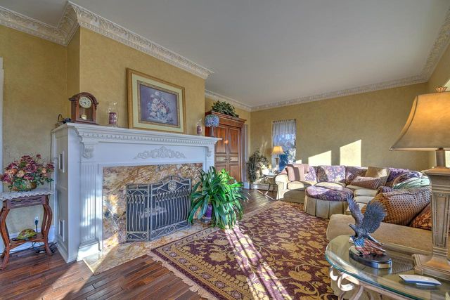 S16W32772 Highway 18, Delafield, WI 53018