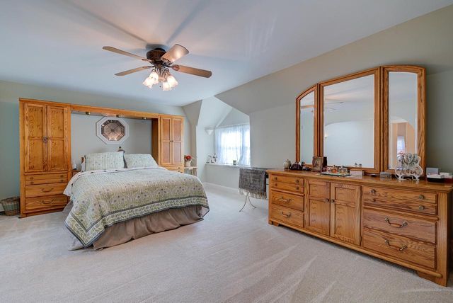 S16W32772 Highway 18, Delafield, WI 53018