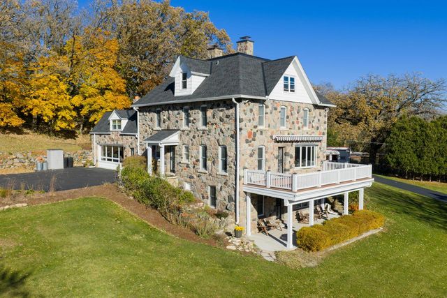 S16W32772 Highway 18, Delafield, WI 53018