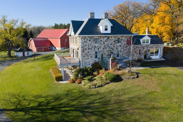 S16W32772 Highway 18, Delafield, WI 53018