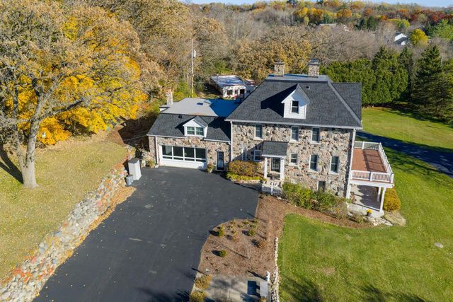 S16W32772 Highway 18, Delafield, WI 53018