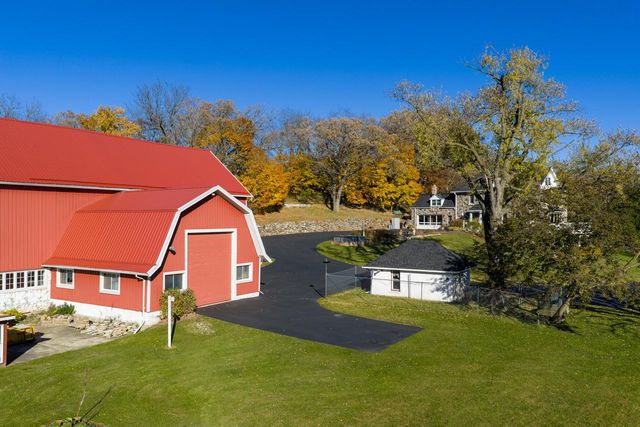 S16W32772 Highway 18, Delafield, WI 53018