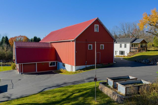 S16W32772 Highway 18, Delafield, WI 53018