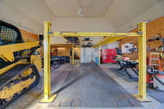 S16W32772 Highway 18, Delafield, WI 53018