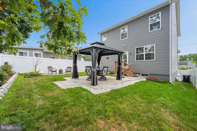1517 PACIFIC AVE, Capitol Heights, MD 20743