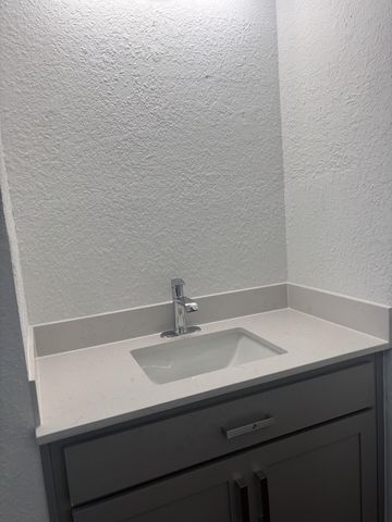 3510 Harrison Street 12, Hollywood, FL 33021