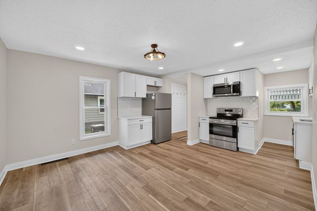 2511 Garfield Avenue, Des Moines, IA 50317
