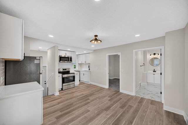 2511 Garfield Avenue, Des Moines, IA 50317